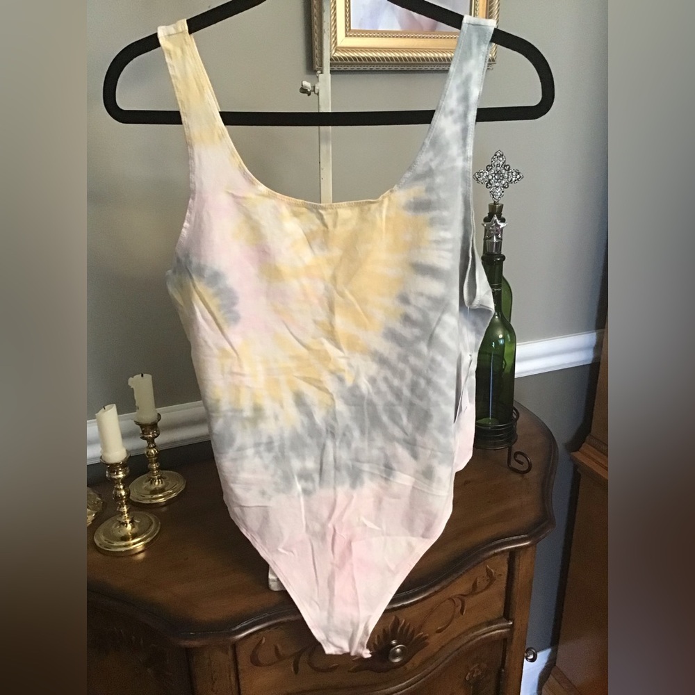 NWT American Eagle Tie Dye Bodysuit XL